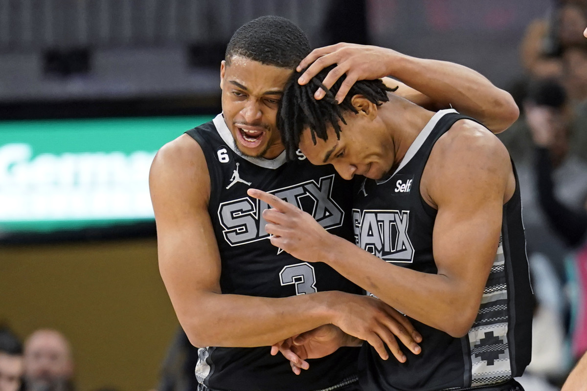 Keldon Johnson Devin Vassell